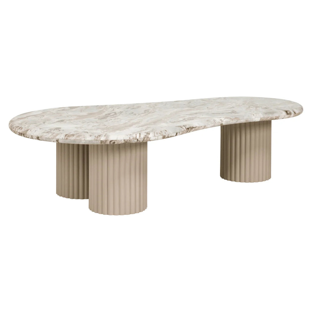 Stolik kawowy z marmurowym blatem w kształcie otoczaka