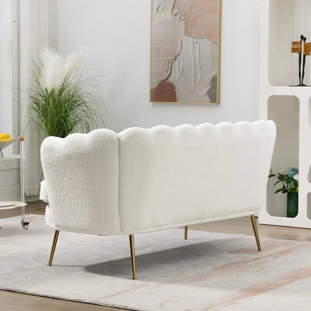 Mała dwuosobowa sofa do pokoju ze złotymi metalowymi nogami - 2 miejsca