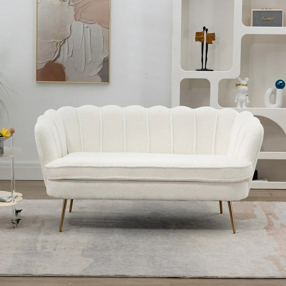 Mała dwuosobowa sofa do pokoju ze złotymi metalowymi nogami - 2 miejsca