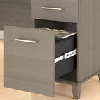 Biurko w kształcie litery L Somerset 60 cali z nadstawką do przechowywania od Bush Furniture