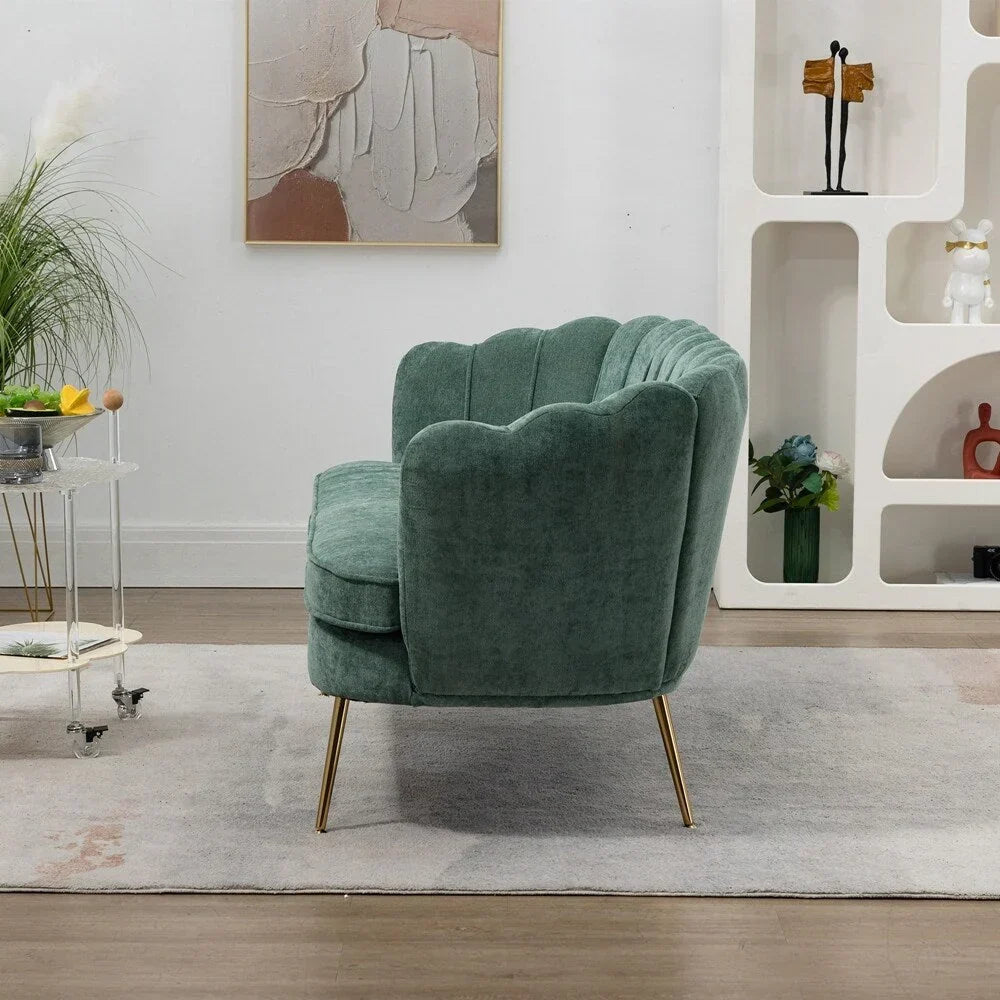 Mała dwuosobowa sofa do pokoju ze złotymi metalowymi nogami - 2 miejsca