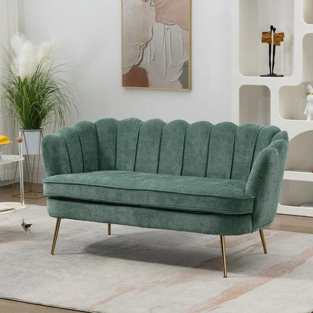 Mała dwuosobowa sofa do pokoju ze złotymi metalowymi nogami - 2 miejsca