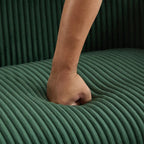 Dwuosobowa sofa tapicerowana sztruksem na drewnianych nogach w kolorze orzecha