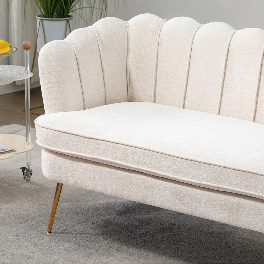 Mała dwuosobowa sofa do pokoju ze złotymi metalowymi nogami - 2 miejsca